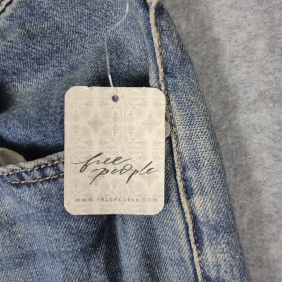 We The Free Women’s Bell Bottom Ultra Flare Jeans Button Fly Free People - Picture 7 of 12